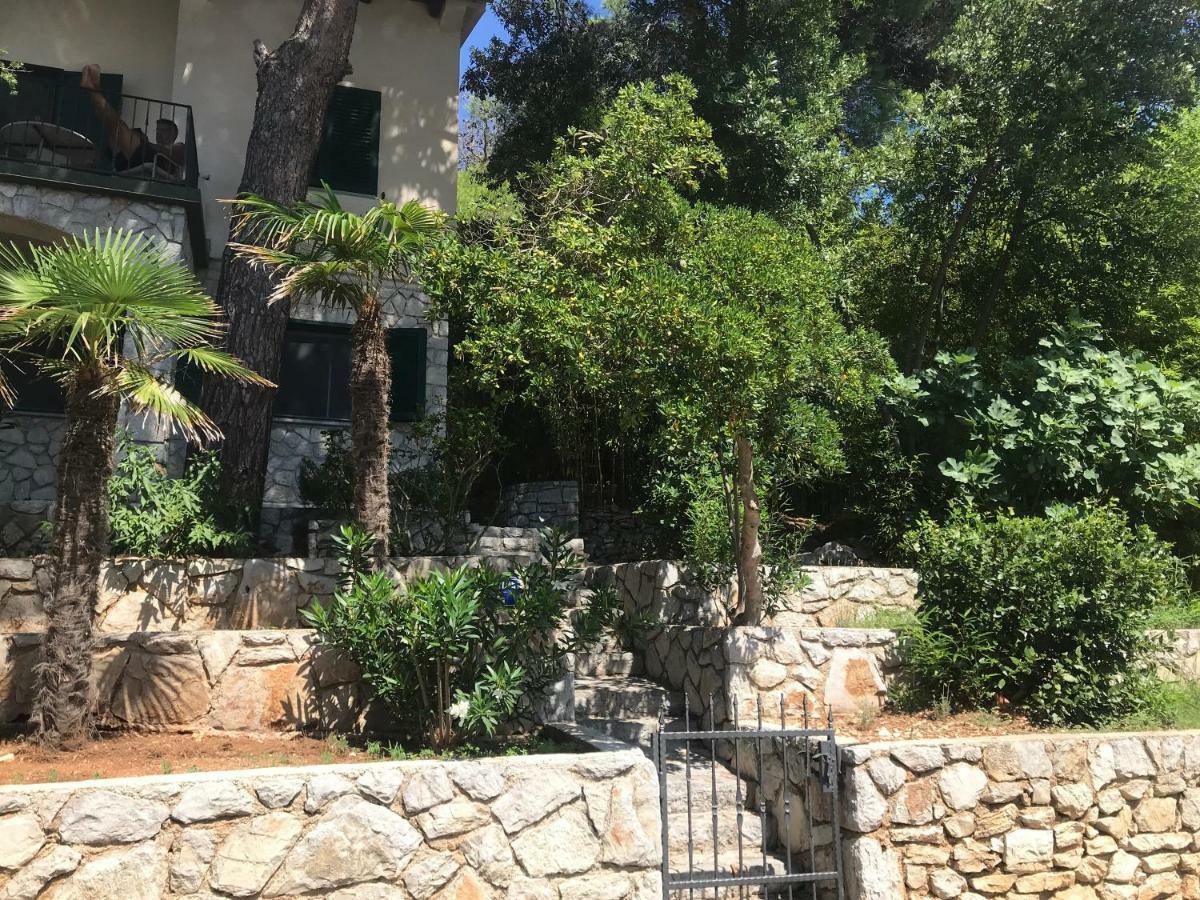 Apartment Sunshine Mali Losinj Luaran gambar